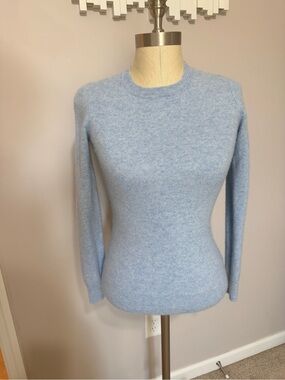 Apt. 9 Pale Blue 100% Cashmere Crewneck Sweater
